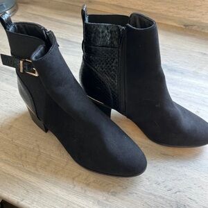 New Look Black Heeled Boots with Buckle Detail